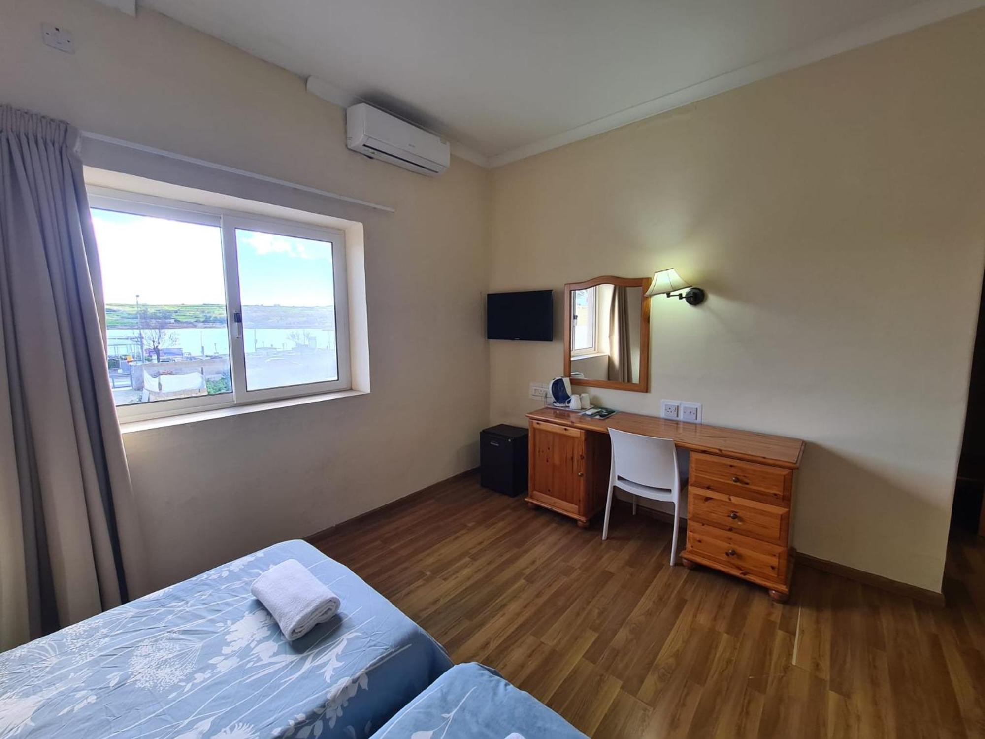 Sensi Hotel Marsaskala Buitenkant foto