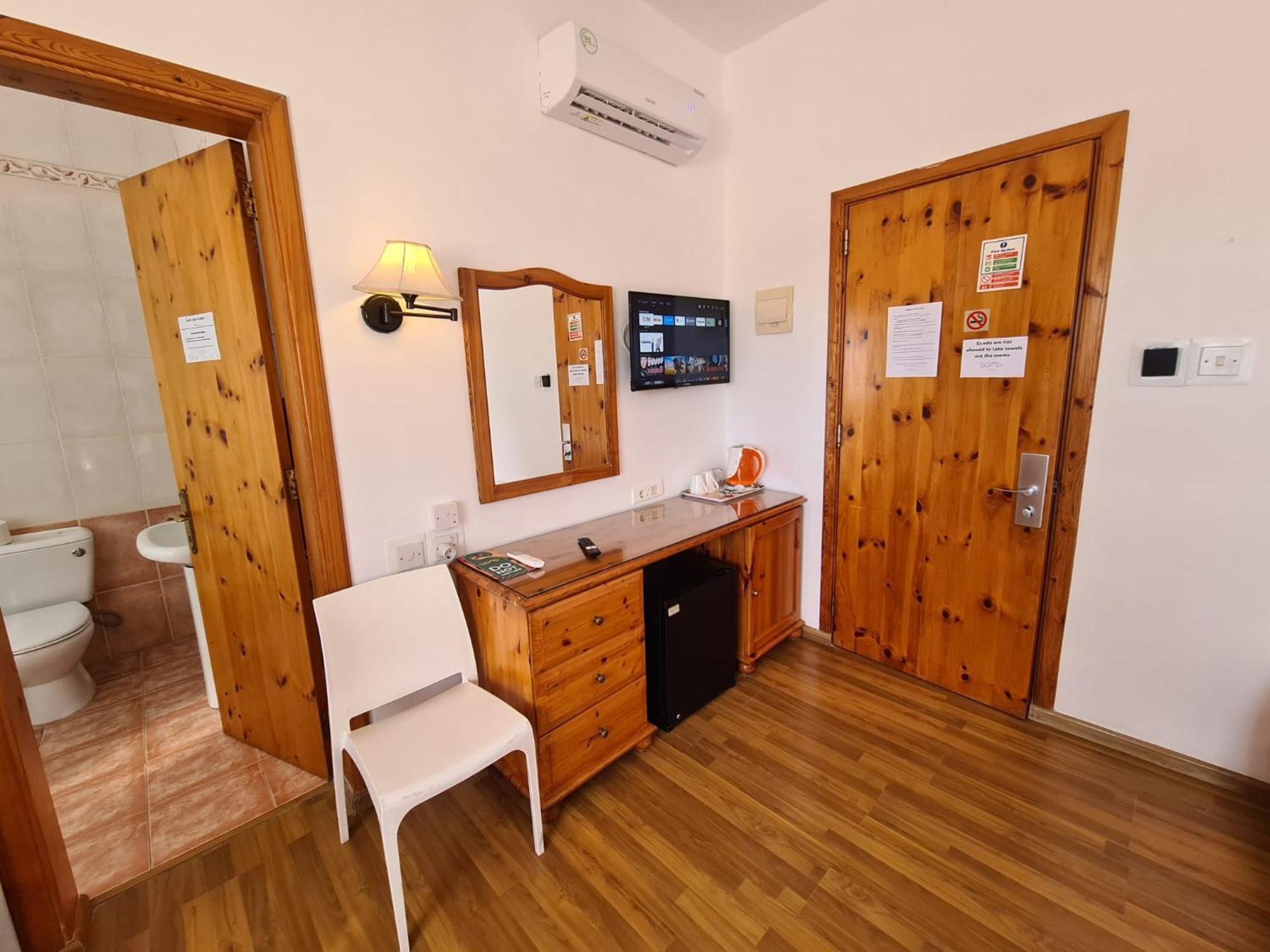 Sensi Hotel Marsaskala Buitenkant foto