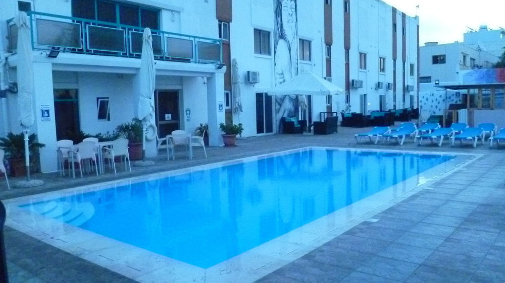 Sensi Hotel Marsaskala Buitenkant foto